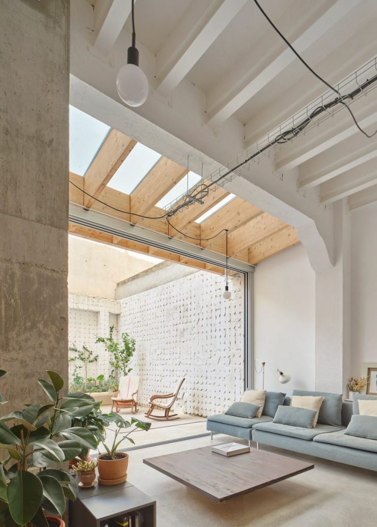 How To Incorporate Natural Elements Into Contemporary Spaces