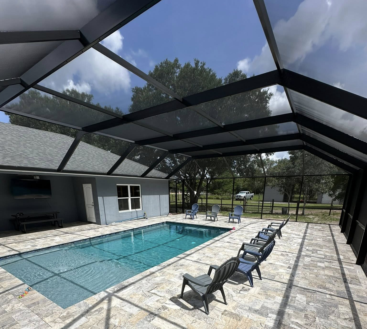 Pool Equipment Screen Ideas for Better Views Without Restricting Service